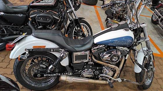 HARLEY-DAVIDSON DYNA LOW RIDER 